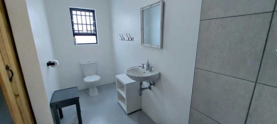 4 Bedroom Property for Sale in Cintsa East Eastern Cape